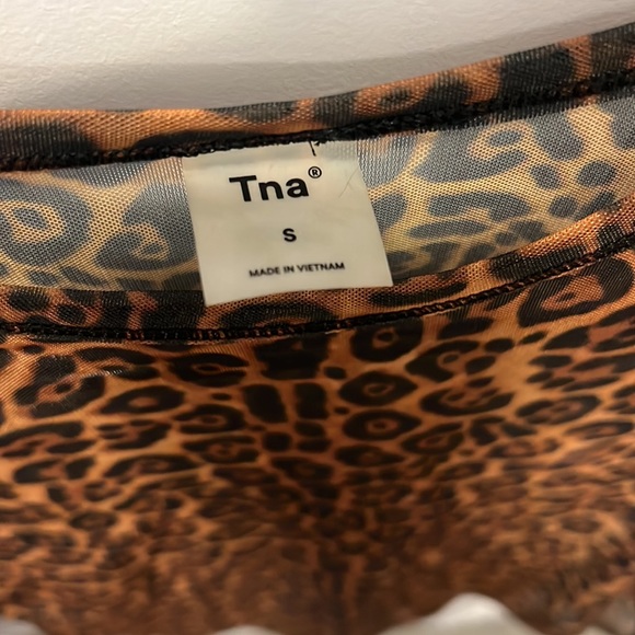 Long sleeve TNA sheer top - Picture 2 of 5